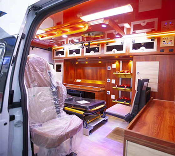 舞钢市车辆内部展示